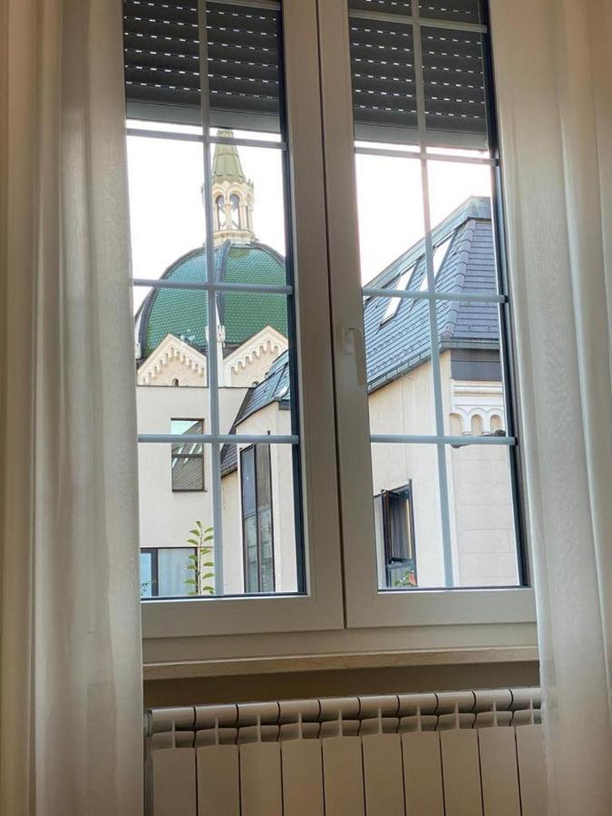 Academy Of Art Apartment Sarajevo Bagian luar foto